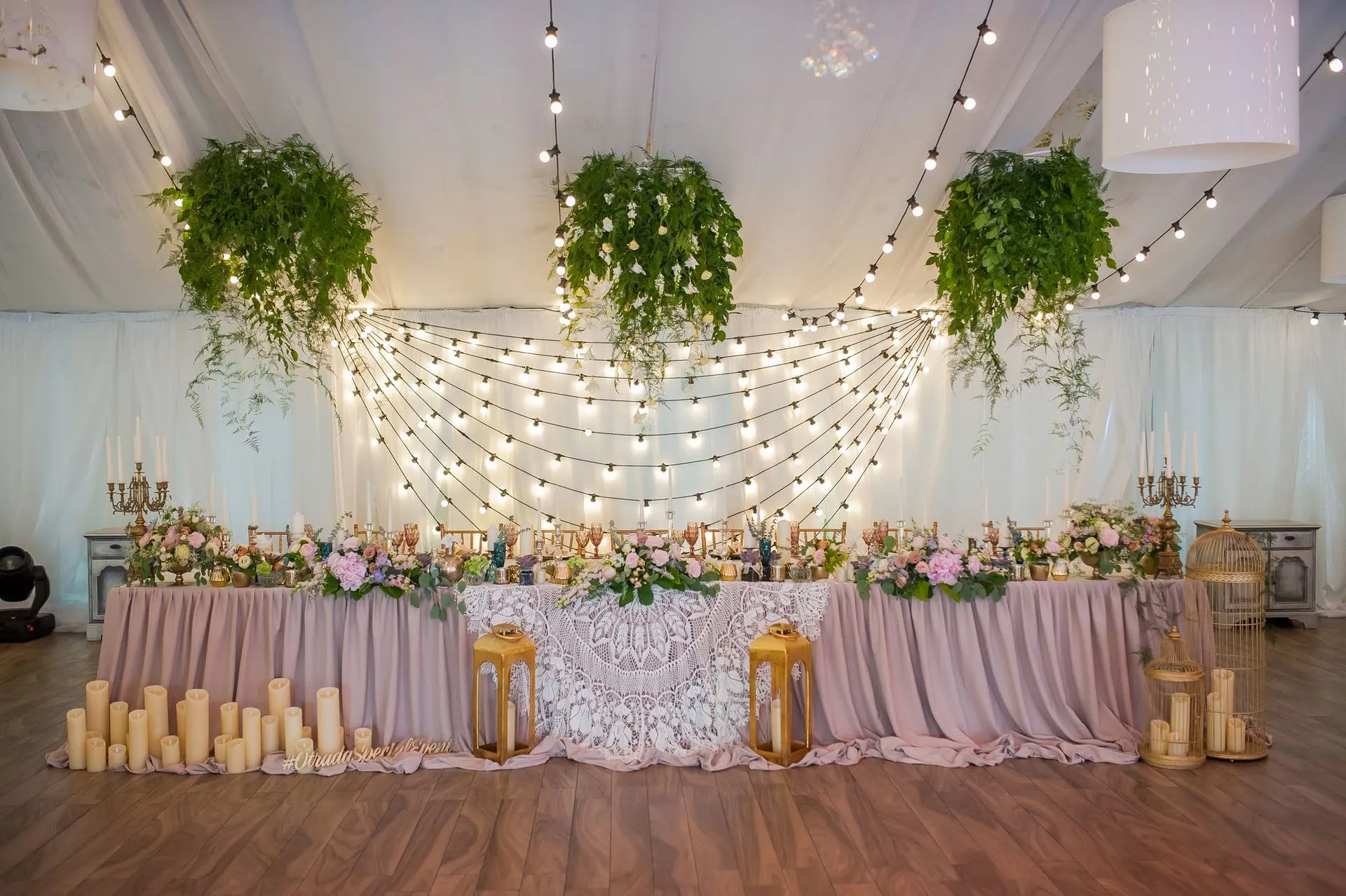 5 Surprising Ceremony Backdrops To Frame Your Nuptials